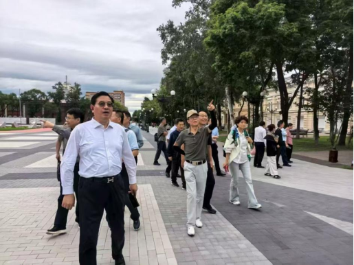 王仕军书记应邀出席第四届国际院士大会20250908（2）2277